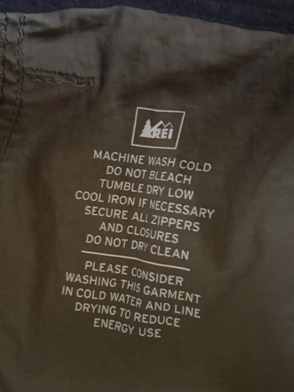 Great condition REI Men's Convertible Cargo Pants size L — Olive Green. Nylon - Picture 6 of 13